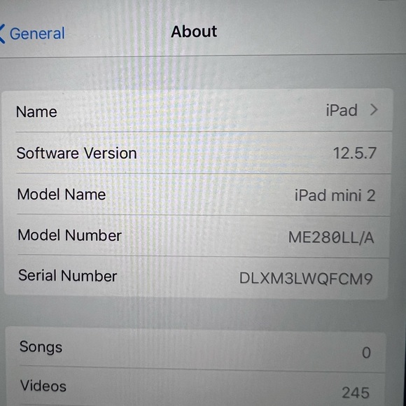 Apple | iPad Mini with Case - Picture 5 of 9